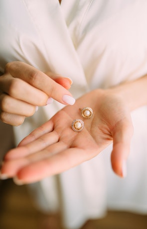 Виды сережек для ушей